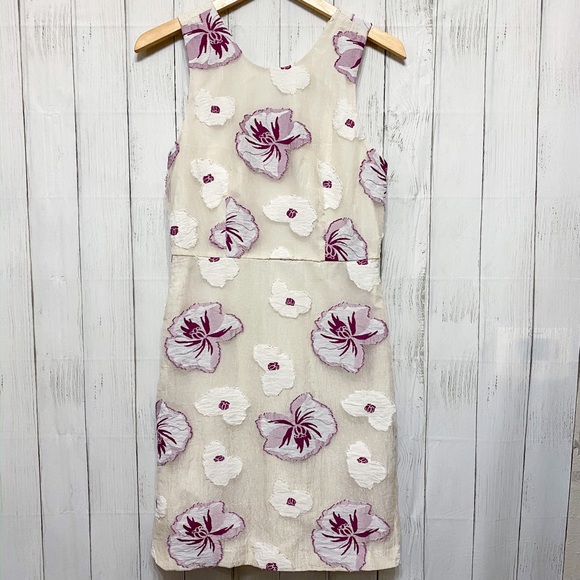 Ann Taylor Dresses & Skirts - Ann Taylor Cream Floral Shift Dress - 6